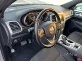Jeep Grand Cherokee Laredo 2021